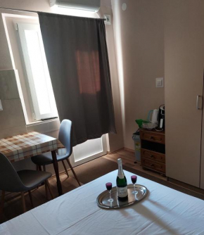 Studio apartman Drače